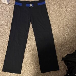 Unique Black Lululemon straight leg Pants with Blue elastic belt